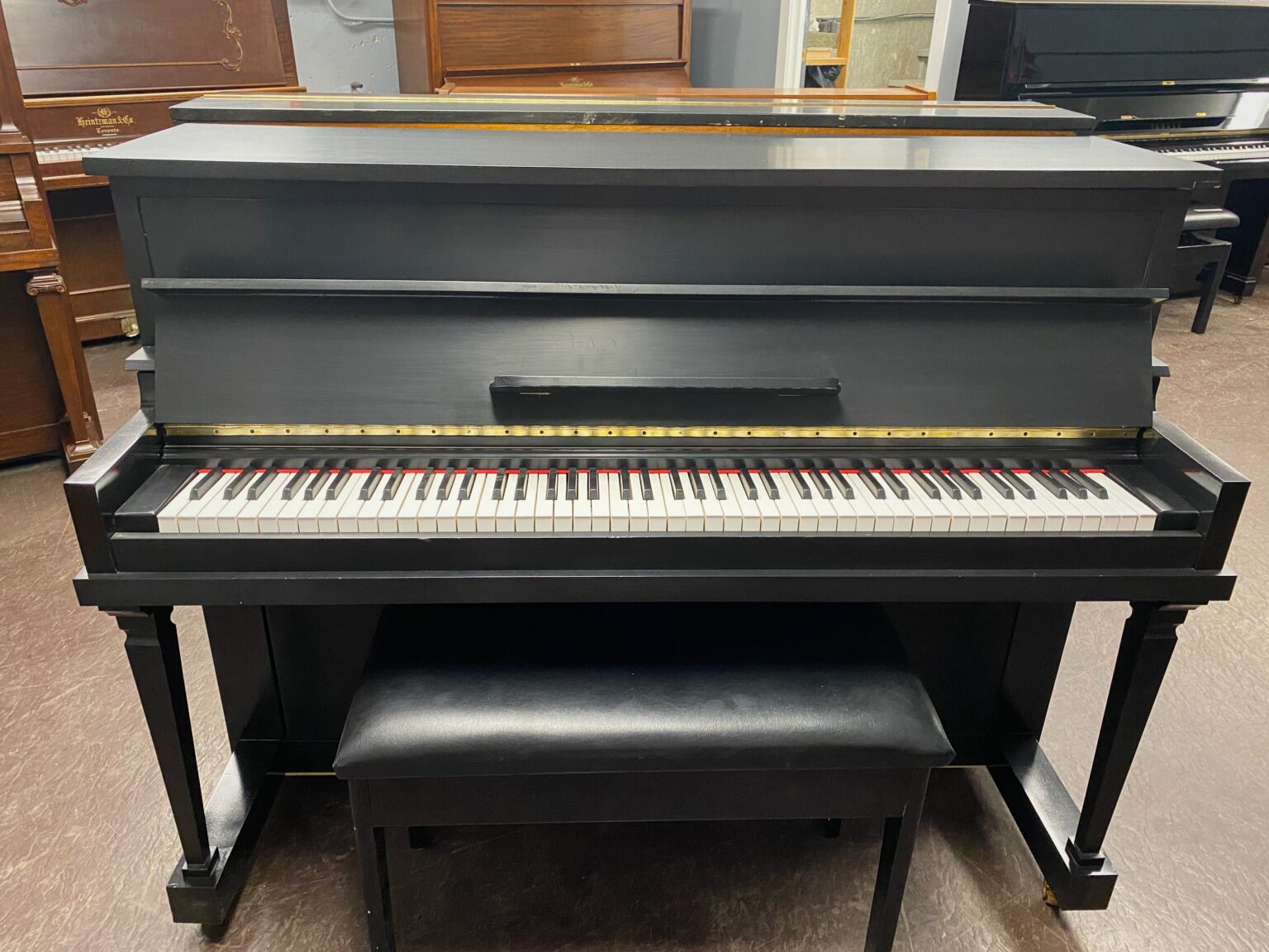 HEINTZMAN Upright Model Elgin Paul Hahn